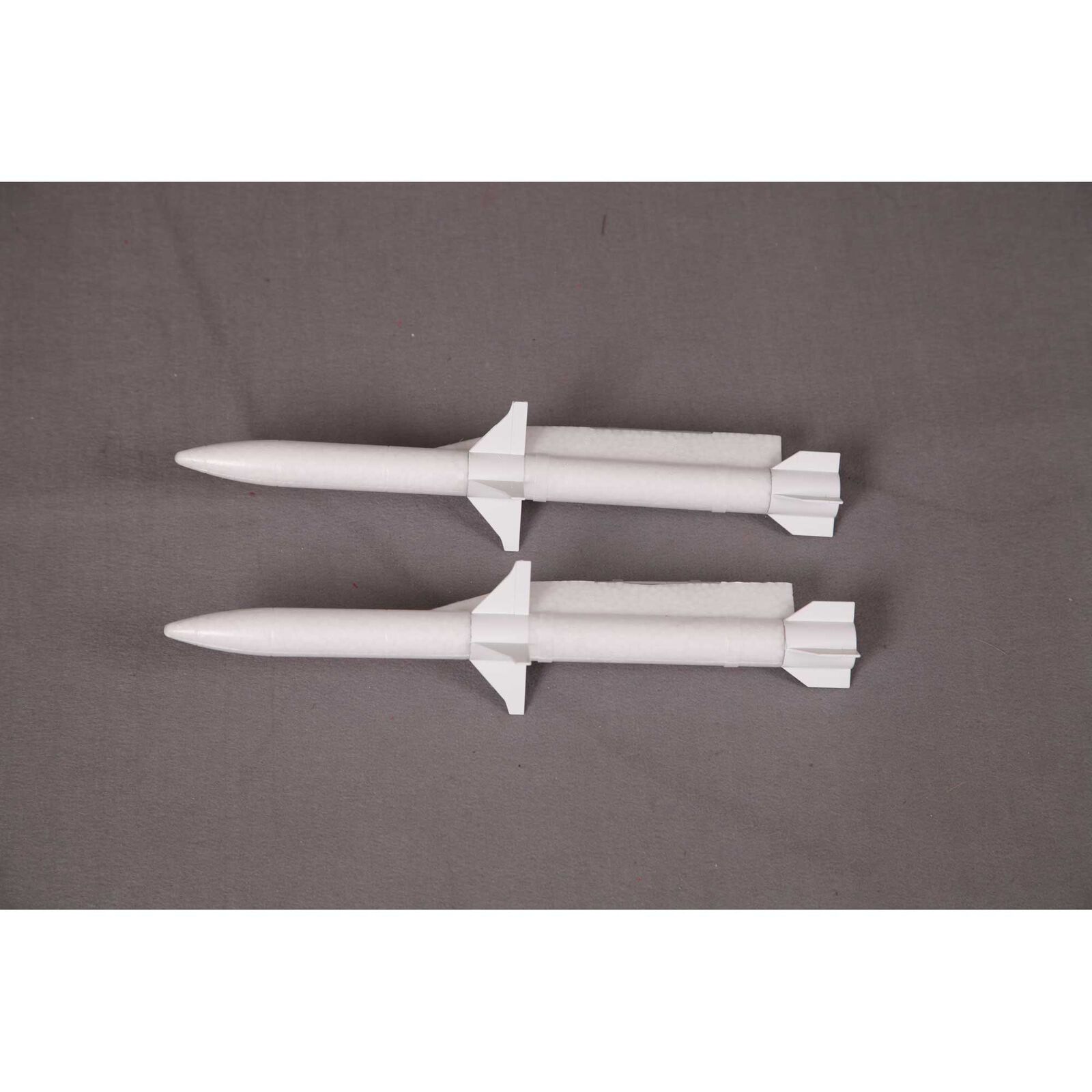 Missle-2: F-16C 70mm
