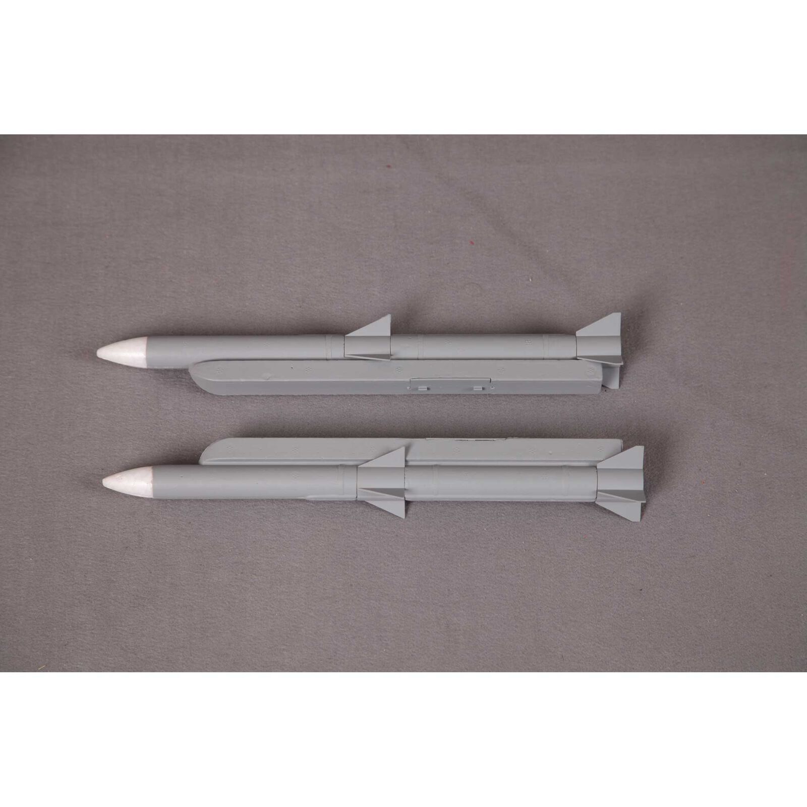 Missle-1: F-16C 70mm