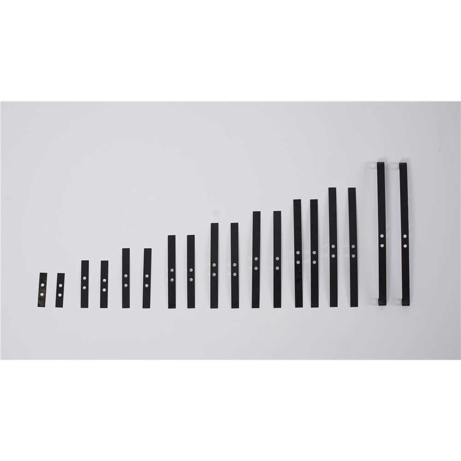 Front Leaf Springs: 1/12 MB Scale