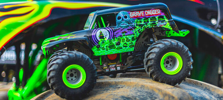 Learn What Makes RC Monster Trucks so Popular as the Ultimate RC Truck