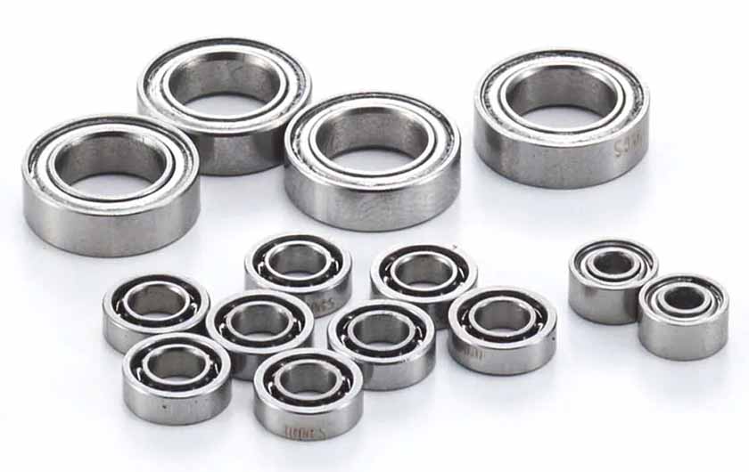 Includes fourteen ball bearings
