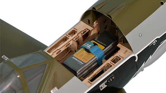 Phoenix Model Fw 190 .46-.55/EP ARF - quick access panel Phoenix Model Fw 190 .46-.55/EP ARF - quick access panel
